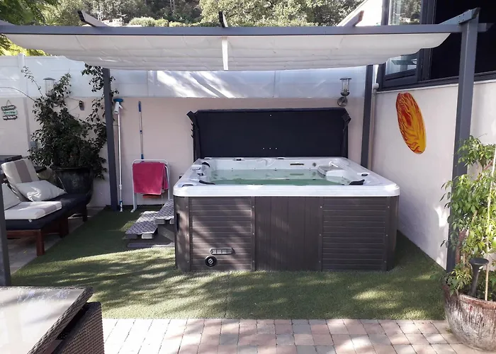 Les Hameaux De L'ermitage Villa *